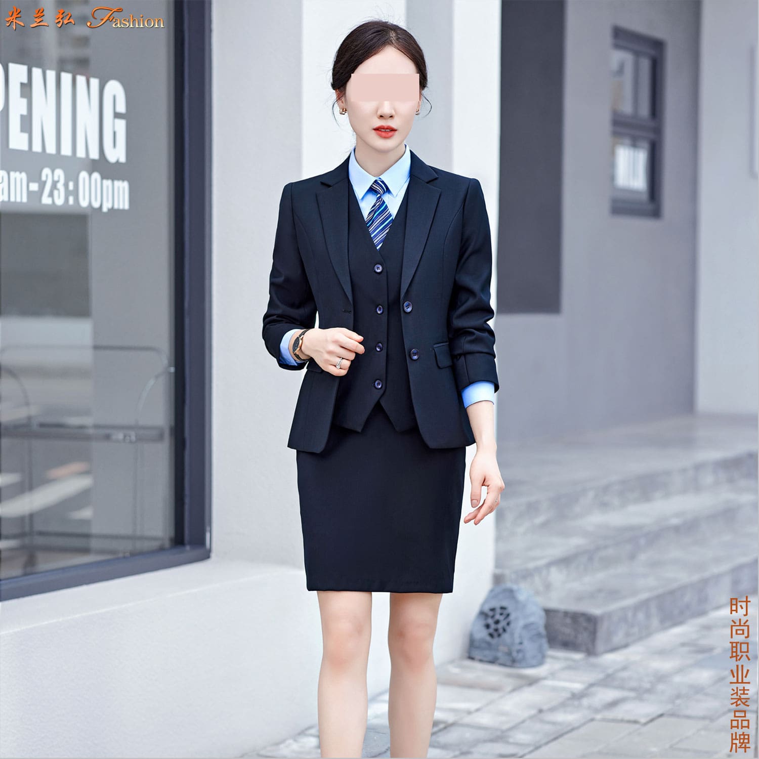 /static/upload/image/xifuSP9/女西服职业装搭配图片 12.jpg